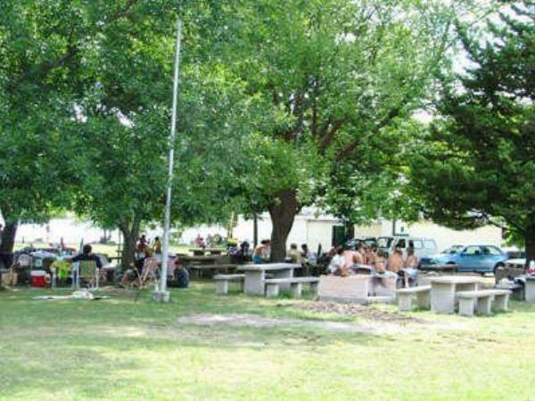 Foto de Camping Centro Náutico del Fuerte - Tandil en Centro Naútico del Fuerte, Tandil, Buenos Aires, Argentina