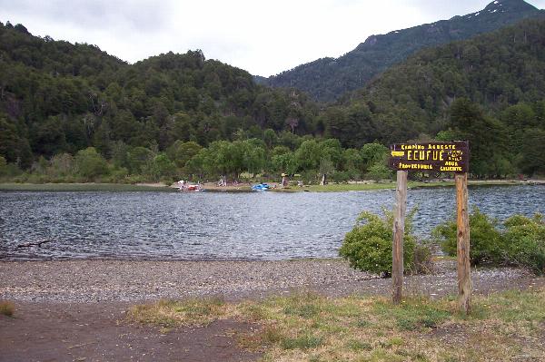 Foto de Camping Ecufué - Lago Huechulafquen en Ecufué,Lago Huechulafquen,Neuquén