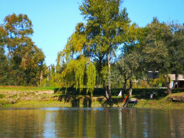 Foto de Camping Establecimiento San Andrés - Viedma en Establecimiento San Andrés,Viedma,Río Negro