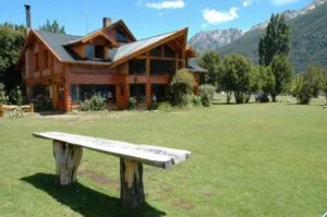 Foto de Camping Los Baqueanos - Lago Gutiérrez - Bariloche en Complejo Los Baqueanos, Parque Nacional Nahuel Huapi, Ruta 40 Sur, San Carlos de Bariloche, Río Negro, Argentina