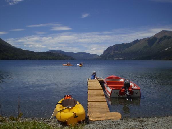 Foto de Camping Los Baqueanos - Lago Gutiérrez - Bariloche en Complejo Los Baqueanos, Parque Nacional Nahuel Huapi, Ruta 40 Sur, San Carlos de Bariloche, Río Negro, Argentina